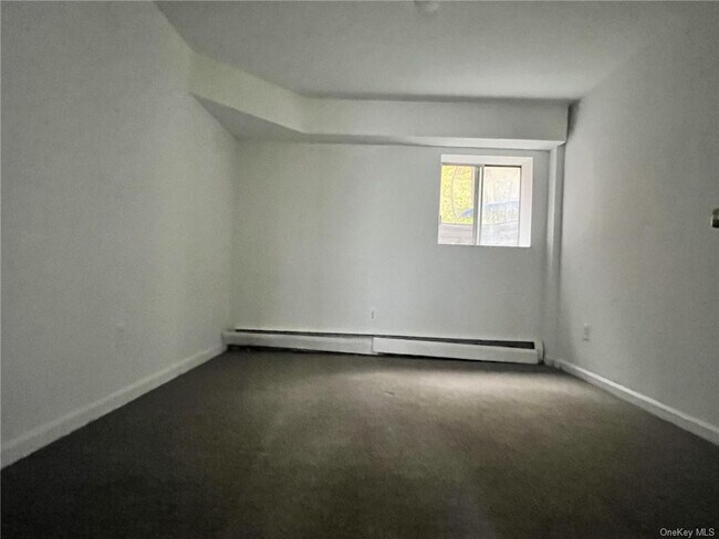 Foto del edificio - 80 Timber Ridge Rd