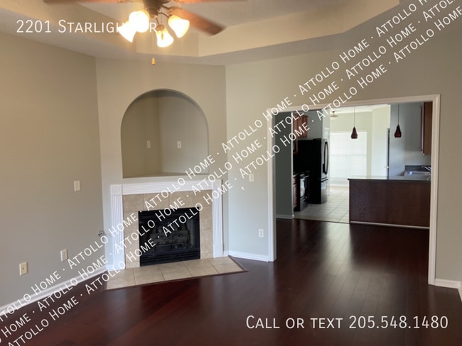 Building Photo - 2201 Starlight Dr