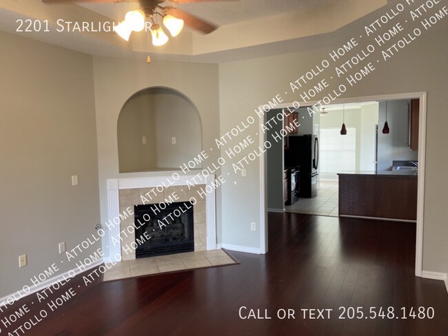 Foto del edificio - 2201 Starlight Dr