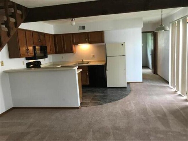 Building Photo - CALM HOME