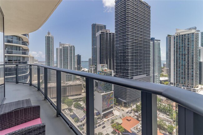 Foto del edificio - 55 SW 9th St