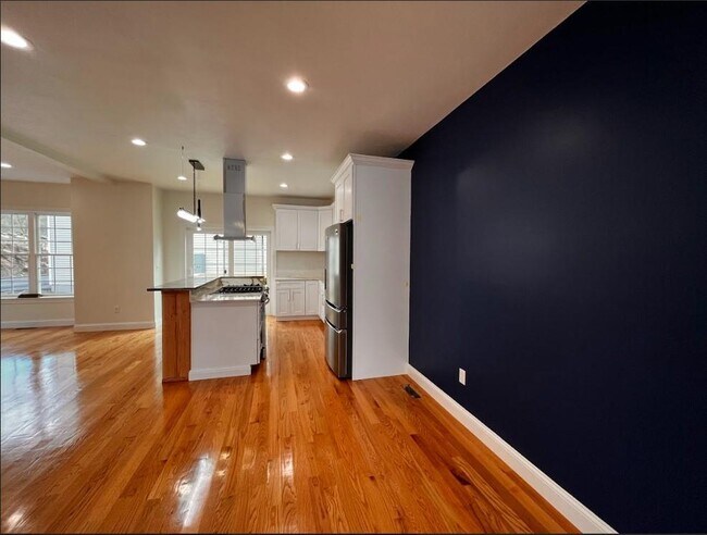 Foto del edificio - 901 Hunting Hill Dr