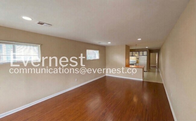 Foto del edificio - 1525 Kirby Ave