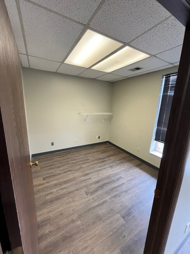 Foto del edificio - 1000 N 21st St