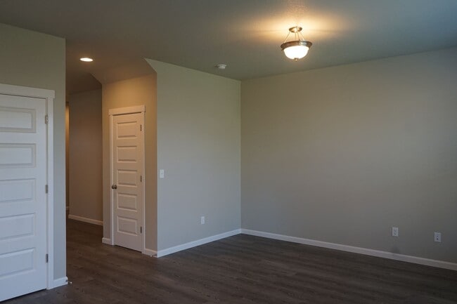 Building Photo - 12018 NE 109th St