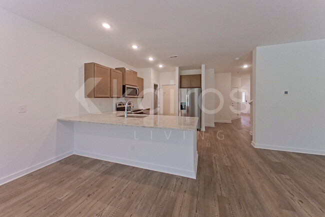 Foto del edificio - 6122 Taramore Ln NW