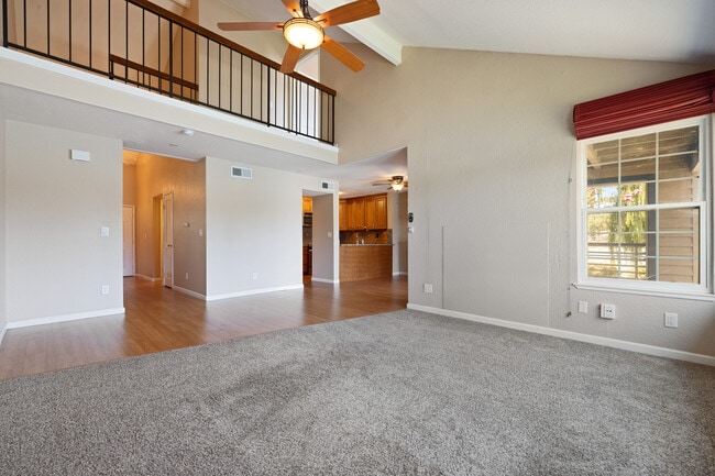 Building Photo - 7378 Lighthouse Dr