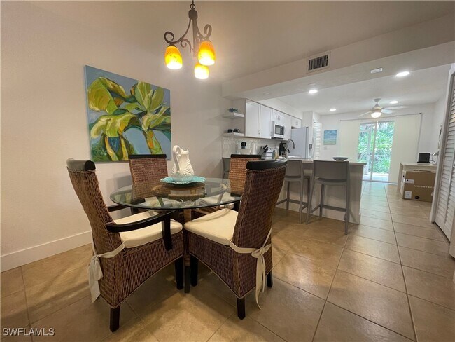 Building Photo - 28940 Bermuda Pointe Cir