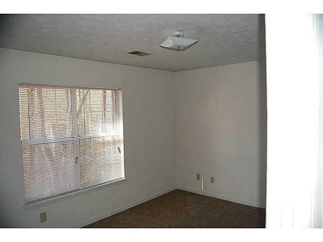 Foto del edificio - 771 Farm Creek Rd NE