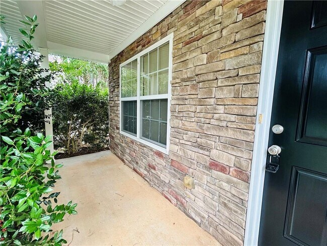 Building Photo - 2920 Centerglen Ln