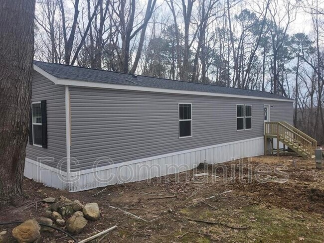 Building Photo - 614 Worthy St