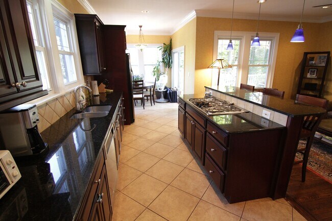 Foto del edificio - 1365 Briarcliff Rd NE