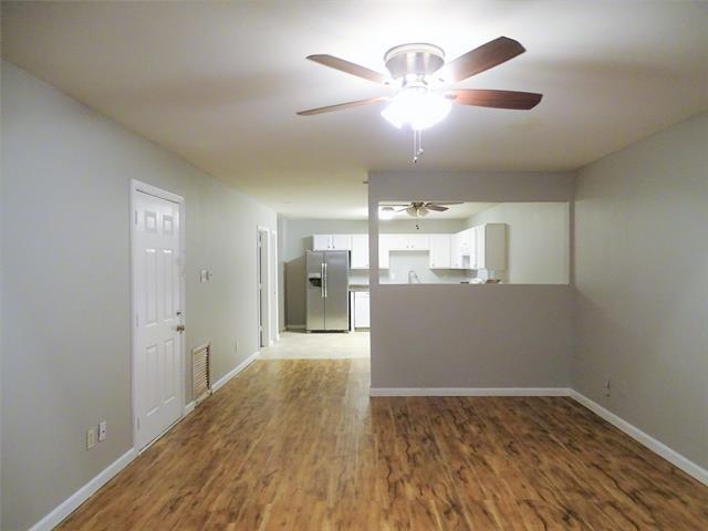 Foto del edificio - 4338 Forest Point Dr