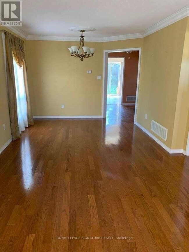 Building Photo - 2419 Bankside Dr