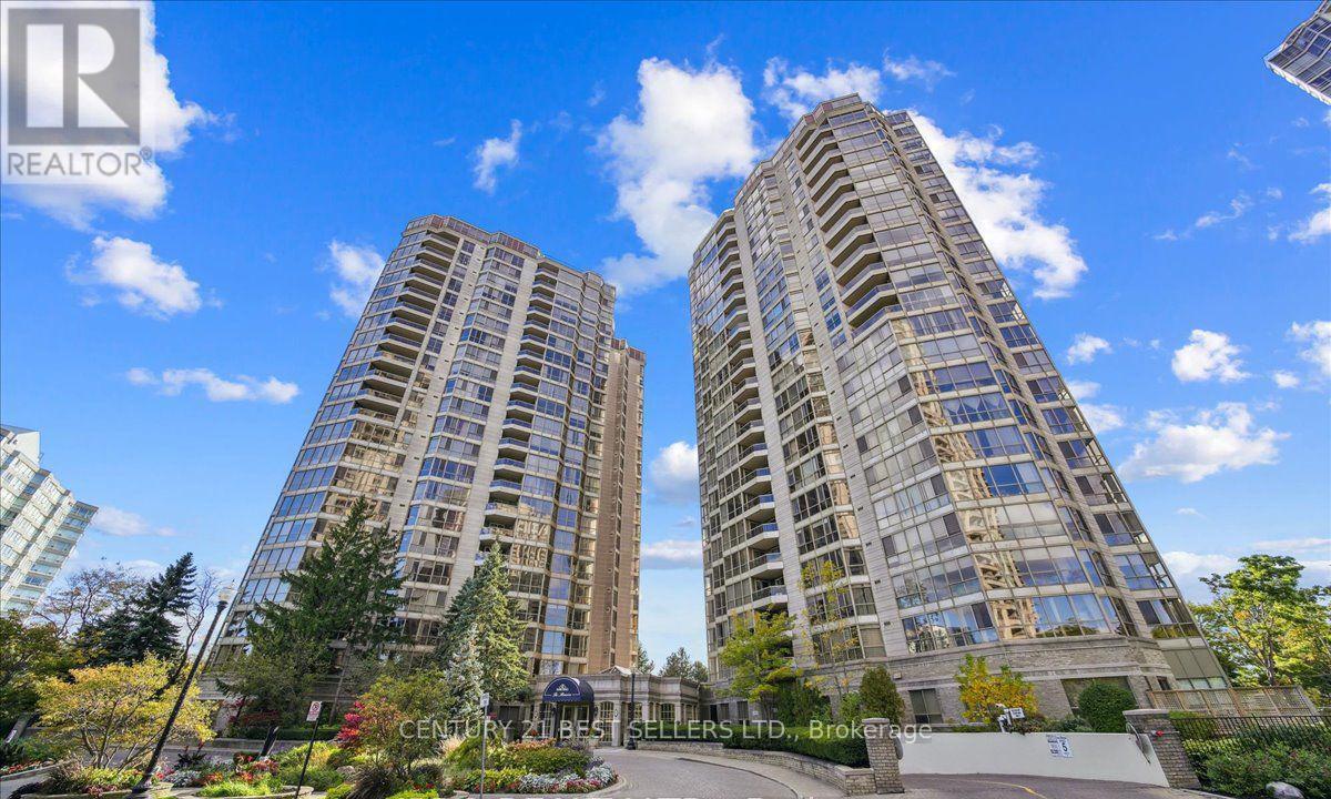 Photo principale - 55-255 Kingsbridge Garden Cir