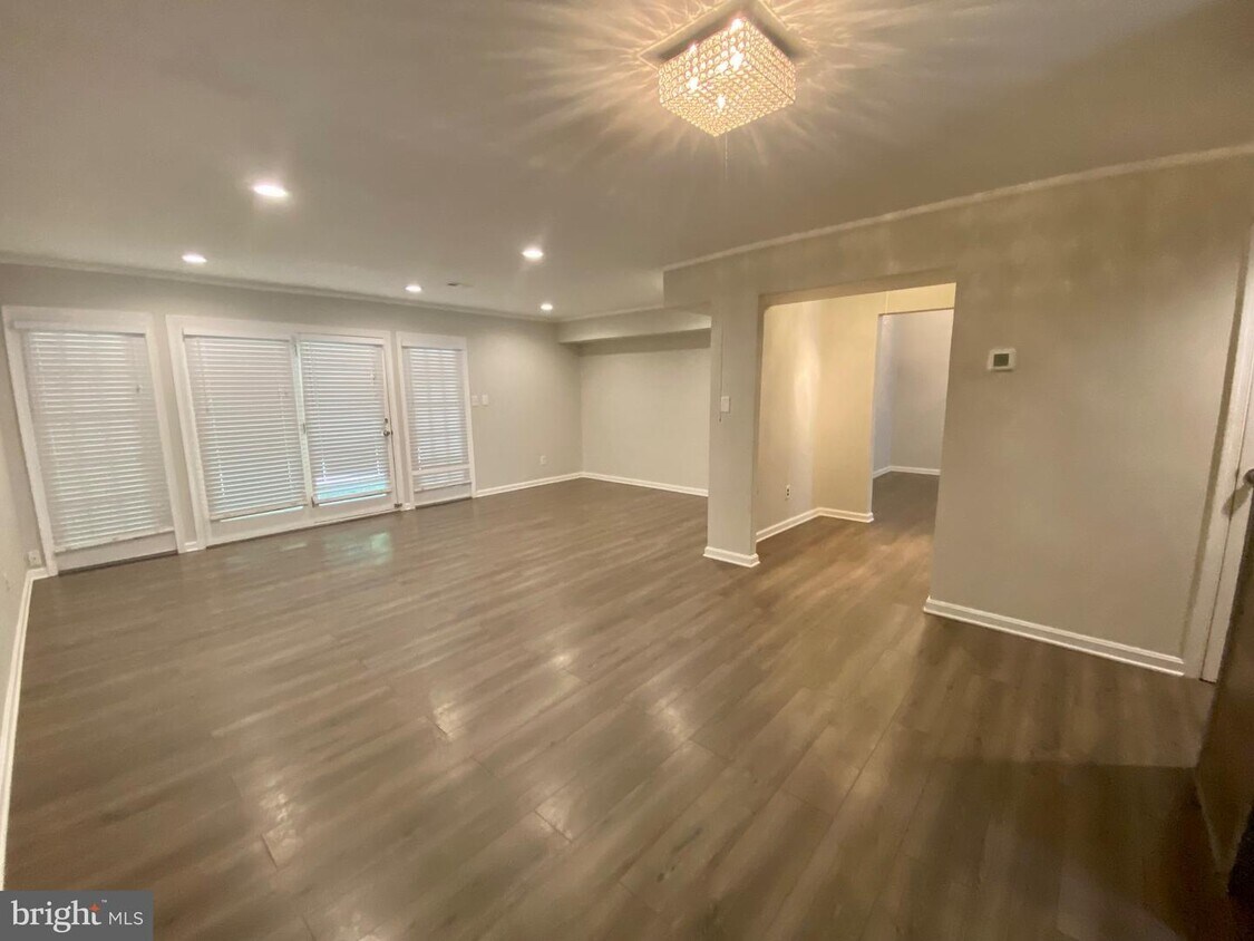 Foto principal - 232 Chenault Ct