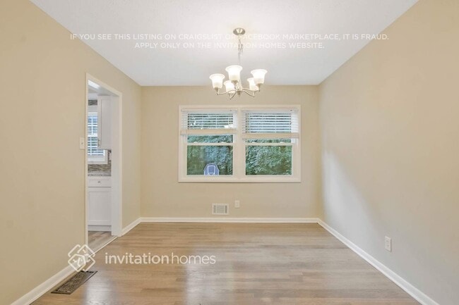 Foto del edificio - 4600 Timrose Rd NW