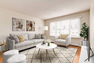 Building Photo - Emerald Vista