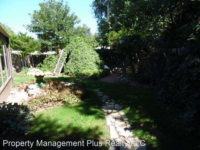 Building Photo - 2 br, 1 bath House - 934 Dannys Court