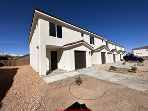 Building Photo - 345 N 2480 W