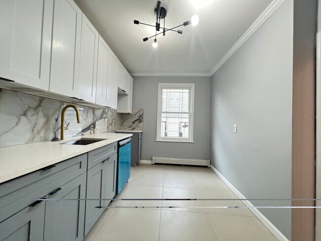 119 Avenida Hobart 4 - 117 Hobart Ave
