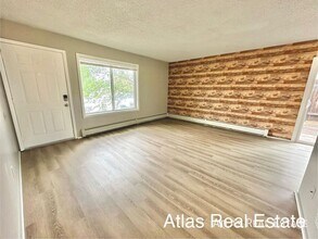 Building Photo - 4635 N Carefree Cir
