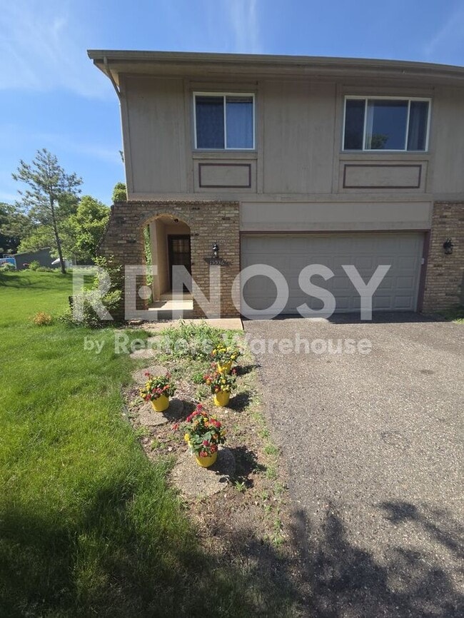 Building Photo - 15536 Garfield Cir