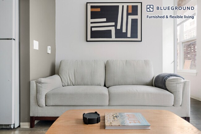 Foto del edificio - 445 Artisan Way