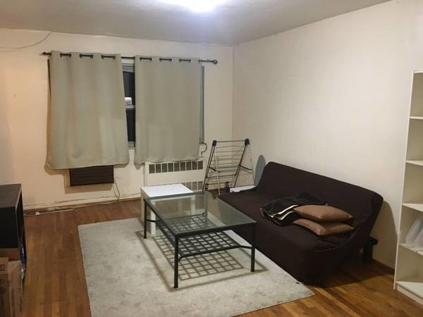Foto principal - 21-15 30th Rd