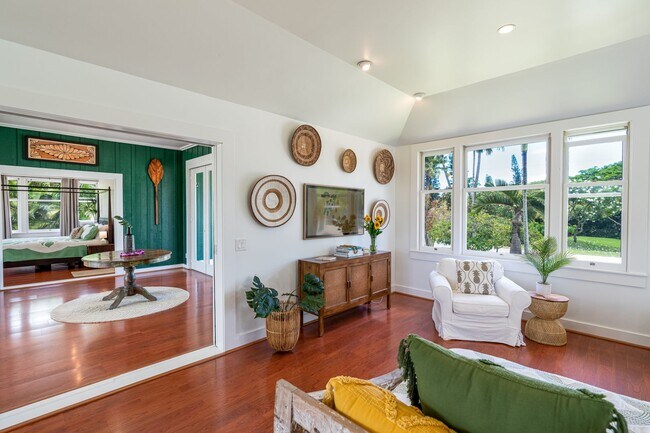Foto del edificio - Gated & Private Estate with a Rustic LUX v...