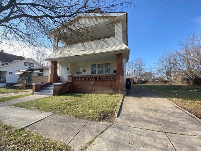 Building Photo - 3680 E 144th St
