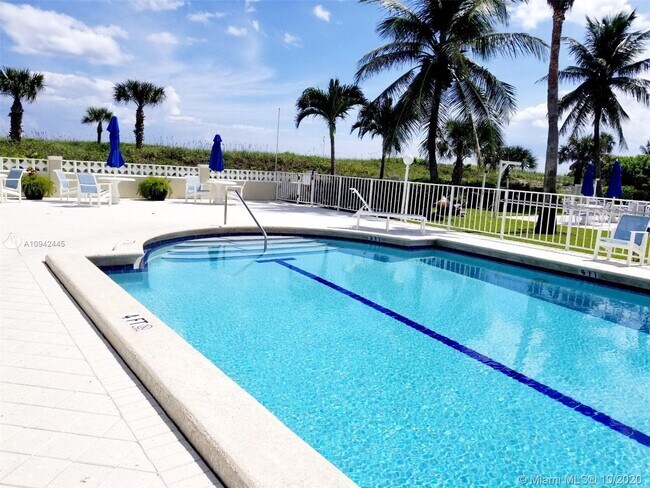 Foto del edificio - 125 S Ocean Ave