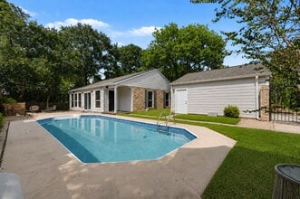 Building Photo - 69 Wind Whisper Ct