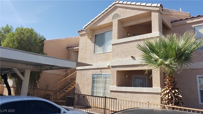 Building Photo - 1830 N Pecos Rd