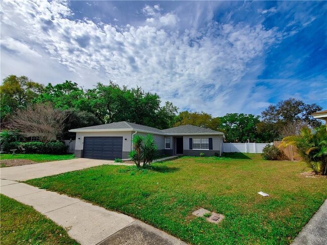 Building Photo - 1643 W Orangecrest Ave