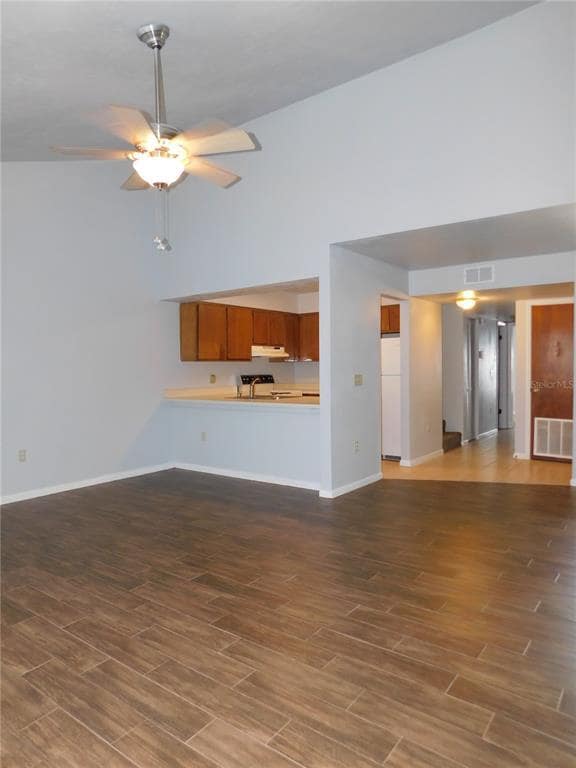 Building Photo - 4331 SW 21st Ln