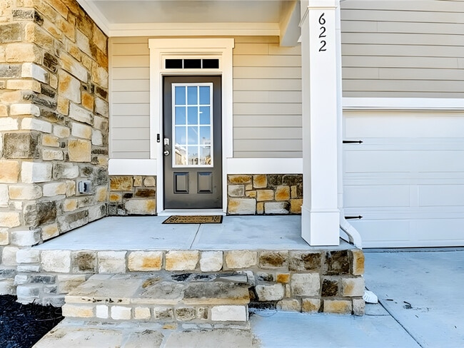 Building Photo - 622 Brookfield Dr