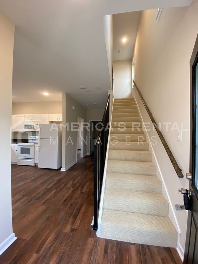 Building Photo - Home for Rent in Cullman! Sign a 13 month ...