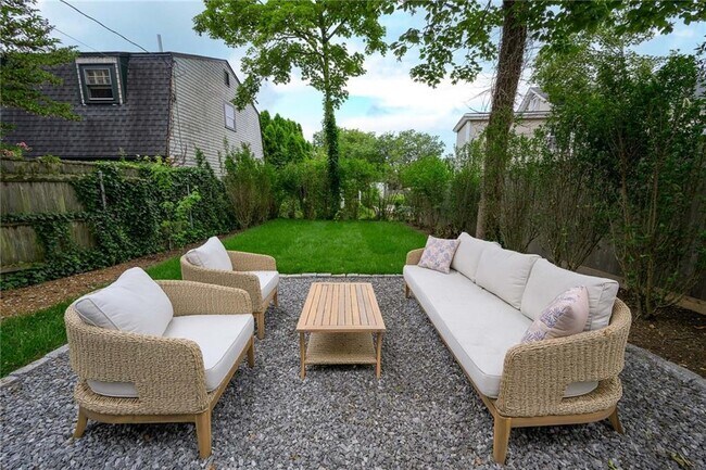 Foto del edificio - 461 Spring St