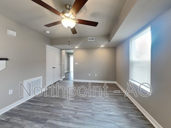 Foto del edificio - 8202 SW 1st St