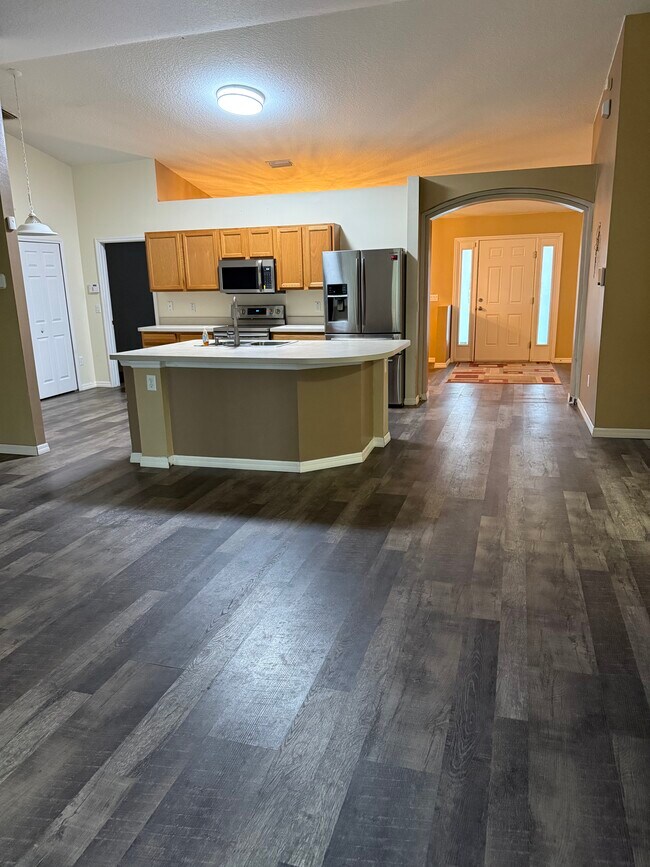 Foto del edificio - 49 Hemlock Trce