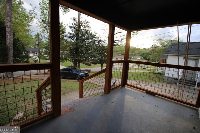 Building Photo - 112 Saynor Cir