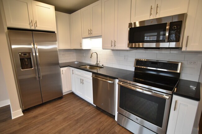 Foto del edificio - 3833 N Broadway