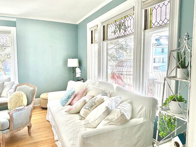 Foto del edificio - 107 Maple St