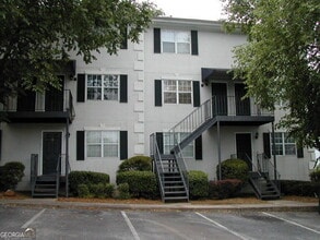 Building Photo - 188 Williams St