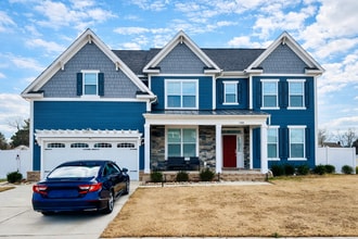 Building Photo - 1300 Parkdale St