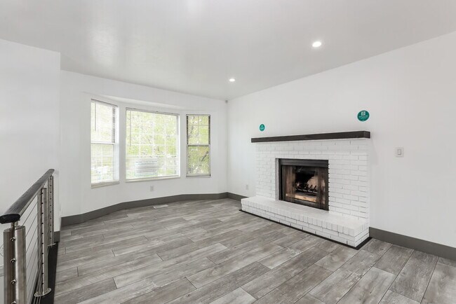 Foto del edificio - 6754 Clernates Dr