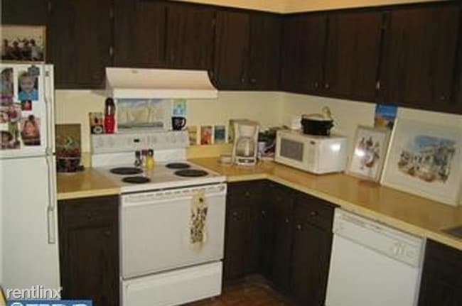 Building Photo - 1508 Raintree Ln