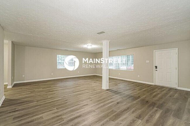 Foto del edificio - 3 Bedroom Pet-Friendly Home in Indianapoli...