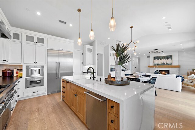 Building Photo - 2507 Alta Vista Dr